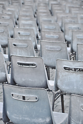 포토 JPG 해외이미지 선 스포츠 패턴 밭 의자 부분 앉기 이벤트 사람없음 야외 우주 검은색 어둠 경기장 공백 콘서트 회색 무대 게임 플라스틱 영화관 오브젝트 일반 창백 객석 옛날 줄서기 많음 해외202004 해외포토 컬러 가구 컨셉 무늬 농업 스포츠시설 모션 재질 놀이 공연 극장 파일형식 이미지허브