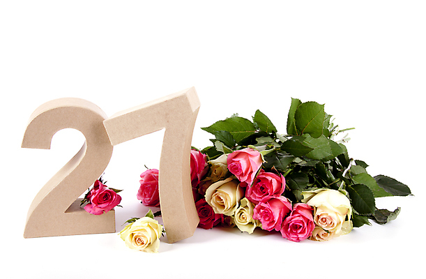 포토 JPG 해외이미지 식물 기념일 꽃 행복 종이 분홍색 꽃다발 컨셉 잎 자연 휴가 기념 사람없음 장식 빨간색 초록색 숫자 장미 벚꽃 축하 생일 심볼 사인 흰배경 열정 7 해외202004 해외포토 문자 감정 컬러 백그라운드 이벤트 흰색 생태계 파일형식 이미지허브