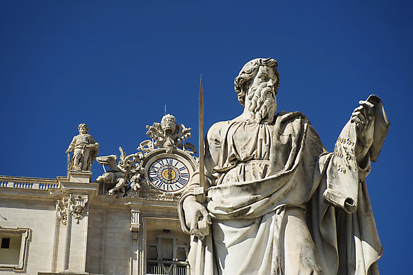 포토 JPG 해외이미지 주간 건축물 종이 시계 건축양식 하늘 들기 풍경 사람없음 야외 이탈리아 칼 로마 인물조각상 성베드로대성당 해외202004 사도궁 해외포토 자연요소 건축 유럽 모션 조각상 궁전 바티칸 파일형식 이미지허브