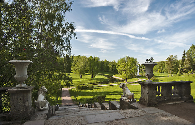 포토 JPG 해외이미지 나무 구름 공원 길 조각 건축양식 난간 자연 하늘 풍경 사람없음 초록색 물 여름 파란색 강 계단 맑음 봄 바위 저녁 대리석 해외202004 해외포토 자연요소 식물 계절 공공시설 건축 컬러 재료 날씨 돌_바위 야간 생태계 파일형식 이미지허브