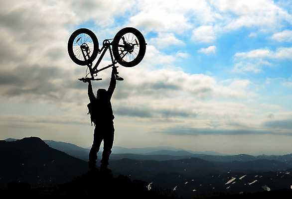 포토 JPG 해외이미지 라이프스타일 행복 실루엣 스포츠 자연 성공 산 아이디어 건강 창조 사람없음 평화 자전거 운전 자유 모험가 사이클링 특별함 혼자 해외202004 해외포토 감정 컨셉 모션 촬영기법 생활 바이크 육상스포츠 생태계 파일형식 이미지허브