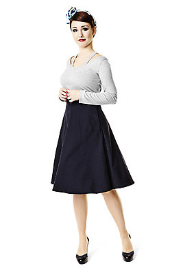 포토 JPG 해외이미지 스튜디오촬영 전신 백인 라이프스타일 응시 옷 포즈 갈색머리 한명 서기 성인 세로 치마 유행 활발 기쁨 에너지 흰색 신선 달콤 날씬함 흰배경 주부 복고 고립 성인여자만 성인여자한명만 카피스페이스 해외202004 해외포토 서양인 1 헤어스타일 시선 감정 컬러 백그라운드 컨셉 모션 하의 실내 사람 생활 공백 맛 몸매 여자만 여자한명만 성인만 파일형식 이미지허브