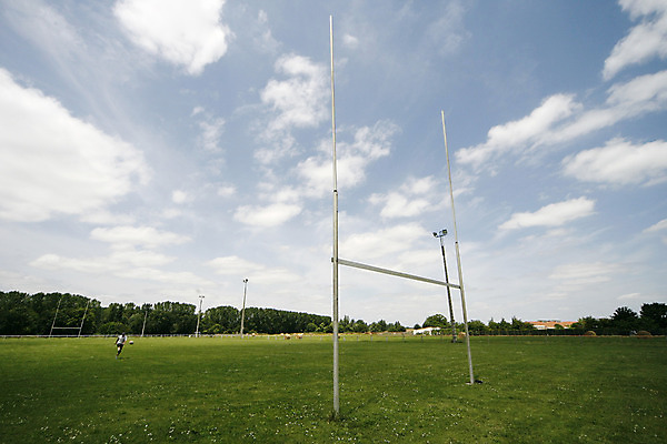 포토 JPG 해외이미지 스포츠 공 놀이 사람없음 야외 럭비 경기장 도전 게임 그룹 풍선 필승 해외202004 해외포토 스포츠시설 구기 우승 파일형식 이미지허브