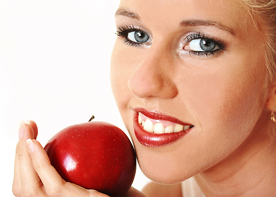 포토 JPG 해외이미지 라이프스타일 손 웰빙 여자 행복 얼굴 백그라운드 컨셉 과일 자연 건강 한명 사람 빨간색 머리 유행 환경 스파 화목 봄 화장품 활발 신선 치아 사과 피부 순수 리빙 천진난만 해외202004 해외포토 1 계절 감정 컬러 생활 신체부위 뷰티 소화기관 생태계 파일형식 이미지허브