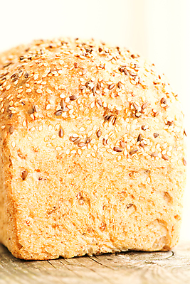 포토 JPG 해외이미지 전통 잡화 음식 빵 조각 탁자 해바라기 주택 샌드위치 건강 씨앗 사람없음 쇼핑 주방 식사 저녁식사 빵집 흰색 신선 시장 맛 아침식사 상품 낟알 밀 굽기 기아 유기농 반죽 보리 롤 덩어리 구성 아마 페스츄리 호밀 귀리 해외202004 해외포토 식물 웰빙 꽃 컬러 가구 컨셉 곡류 건물 상점 구이 사회이슈 파일형식 이미지허브