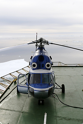 포토 JPG 해외이미지 겨울 사람없음 냉동 얼음 추위 보트 헬리콥터 남극 북극 러시아인 해외202004 해외포토 자연요소 서양인 계절 배_교통 비행기 극지방 파일형식 이미지허브
