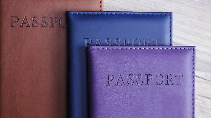 포토 JPG 해외이미지 손 종이 여행 백그라운드 돈 비즈니스 교통시설 휴가 비행기 사람없음 여행객 정보 흰색 신용카드 티켓 공항 항공 출발 문서 여권 승객 통과 대패 이민 해외202004 해외포토 컬러 교통 이동 컨셉 항공교통 대중교통 사람 신체부위 금융 재산 시설 파일형식 이미지허브