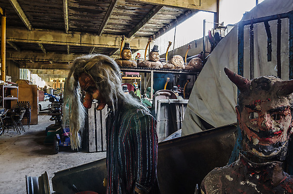 포토 JPG 해외이미지 이야기 사람없음 건물 방 탐험 역사 오브젝트 시설 먼지 발견 떠남 무인 옛날 해외202004 해외포토 건축물 모션 파일형식 이미지허브