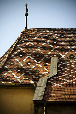 포토 JPG 해외이미지 전통 디자인 여행 건축양식 하늘 지붕 미술 사람없음 야외 건물 파란색 빛 컬러풀 교회 일출 수확 골동품 도시 중세 역사 재산 클래식 타일 타운 고딕 옛날 스타일 해외202004 해외포토 건축물 건축 컬러 컨셉 농업 종교건축 문화예술 금융 노을 파일형식 이미지허브