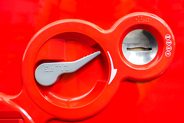 포토 JPG 해외이미지 백그라운드 돈 사람없음 금속 동전 기계 수확 흰색 구매 철 오브젝트 질감 복고 결제 삽입 옛날 철강 해외202004 해외포토 컬러 농업 재질 쇼핑 재산 파일형식 이미지허브