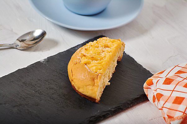 포토 JPG 해외이미지 라이프스타일 커피 음료 음식 아침 디저트 치즈 덴마크 요리 사람없음 컵 케이크 식사 껍질 흰색 신선 시간 뜨거움 닫기 차 달콤 아침식사 설탕 굽기 크림 심플 퍼프 칼로리 버터 프랑스어 점심식사 나쁜 번 페스츄리 평야 해로움 해외202004 해외포토 주간 문자 식기 빵 컬러 컨셉 모션 자연 유제품 북유럽 생활 맛 구이 파일형식 이미지허브