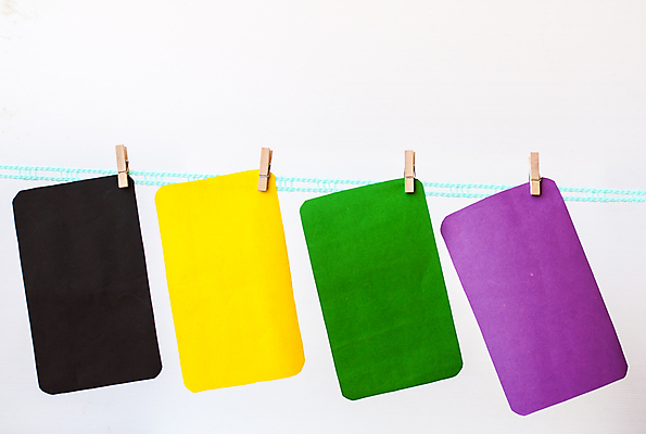 포토 JPG 해외이미지 디자인 배너 종이 선 밧줄 백그라운드 패턴 추상 매달리기 사람없음 야외 장식 가로 빨간색 초록색 파란색 컬러풀 노란색 우주 검은색 쪽지 공백 흰색 닫기 오브젝트 그림 해외202004 해외포토 줄 컬러 무늬 모션 파일형식 이미지허브