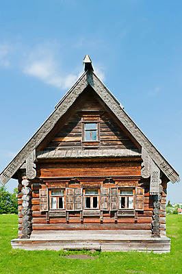 포토 JPG 해외이미지 나무 모델 디자인 외관 건축양식 창문 유리 하늘 지붕 주택 프레임 사람없음 야외 건물 세로 초록색 파란색 빛 태양 갈색 우주 조약돌 화려 재산 숲 작음 지역 개발 교외 수목 진짜 스타일 해외202004 해외포토 자연요소 식물 건축물 건축 컬러 컨셉 재질 금융 돌_바위 크기 파일형식 이미지허브