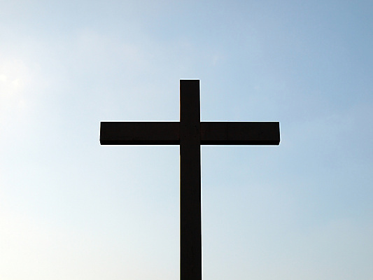 포토 JPG 해외이미지 종교 십자가 하늘 사람없음 목재 파란색 교회 성경 어둠 죽음 예수 심볼 사인 신앙심 해외202004 해외포토 나무 컬러 재료 종교용품 종교건축 건물 신_종교 파일형식 이미지허브