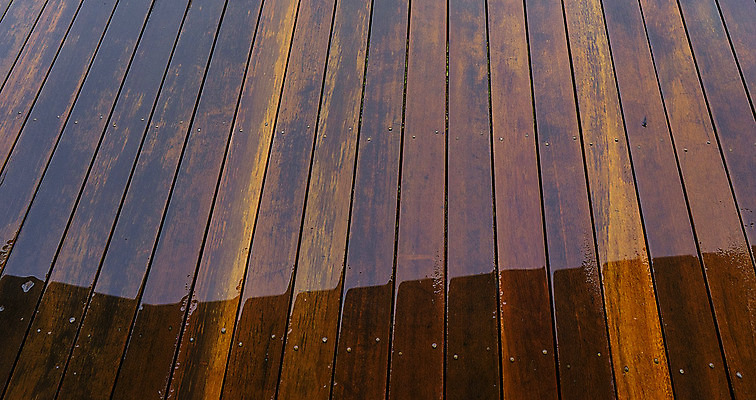 포토 JPG 해외이미지 백그라운드 사람없음 야외 목재 젖음 판넬 마루 갑판 질감 빗물 수목 해외202004 해외포토 나무 배_교통 재료 바닥 비_날씨 파일형식 이미지허브