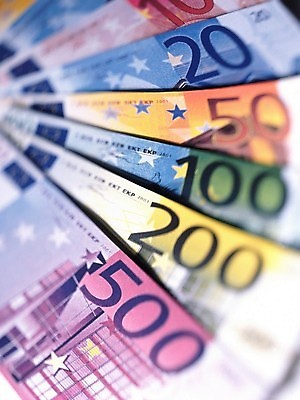 포토 JPG 해외이미지 유럽 종이 백그라운드 컨셉 지폐 돈 패턴 비즈니스 사람없음 금융 경제 세계 우주 동전 여러개 저축 유로 10 절약 부채 재산 모서리 닫기 질감 계산서 센트 해외202004 해외포토 나라 다수 무늬 모션 숫자 파일형식 이미지허브