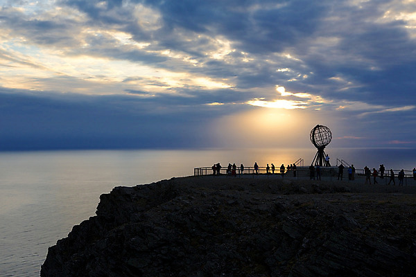 포토 JPG 해외이미지 유럽 바다 여행 자연 하늘 노르웨이 사람 사람없음 야외 물 일출 일몰 야간 북쪽 천연기념물 7월 수평선 해외202004 해외포토 자연요소 나라 노을 날짜 방향 생태계 파일형식 이미지허브