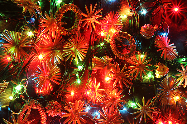 포토 JPG 해외이미지 나무 전통 계절 백그라운드 크리스마스 겨울 일러스트 공 자연 휴가 새로움 기념 사람없음 장식 빨간색 컬러풀 크리스마스트리 흰색 나뭇가지 축하 소나무 황금 12월 묘사 고립 해외202004 해외포토 식물 기념일 컬러 컨셉 날짜 생태계 파일형식 이미지허브