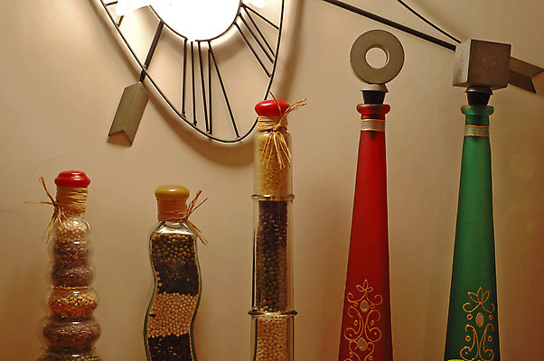 포토 JPG 해외이미지 모양 디자인 음식 벽 파도 곡선 유리 추상 조명 콩 주택 프레임 그림자 씨앗 사람없음 내부 장식 빨간색 빛 꽃병 모임 램프 그룹 우아함 컨테이너 가득함 플라스크 철사 광 보유 엘리먼트 줄서기 스타일 안락 해외202004 해외포토 식물 꽃 산업 선 바다 컬러 컨셉 무늬 모션 재질 곡류 실험기구 건물 파일형식 이미지허브