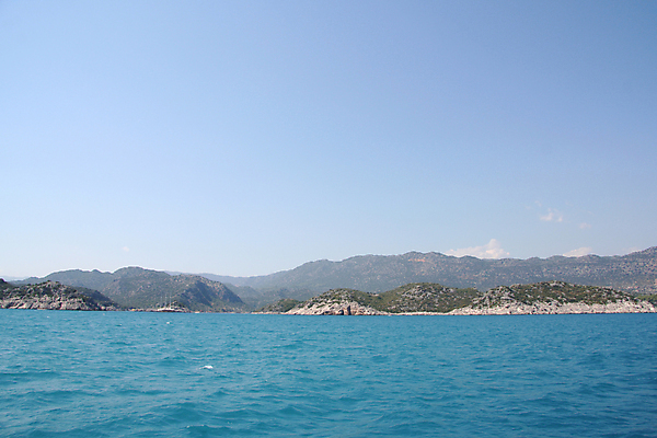 포토 JPG 해외이미지 나무 파도 바다 여행 요트 항해 사람없음 초록색 파란색 지중해 칠면조 산악지대 뱃놀이 해외202004 해외포토 식물 컬러 배_교통 조류 산 전통놀이 파일형식 이미지허브