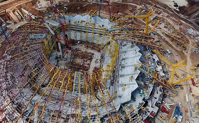 포토 JPG 해외이미지 외관 공원 산업 스포츠 여행 비즈니스 건축양식 공 하늘 노동자 프레임 사람없음 컵 가로 사무실 탑 금속 고층빌딩 축구 기계 경기장 장비 도시 큼 땅 아래 기중기 러시아 타운 공학 2018년 철강 콘크리트 해외202004 해외포토 직업 식기 건축물 공공시설 교육 건축 유럽 스포츠시설 재질 빌딩 구기 중장비 크기 연도 방향 위치 파일형식 이미지허브