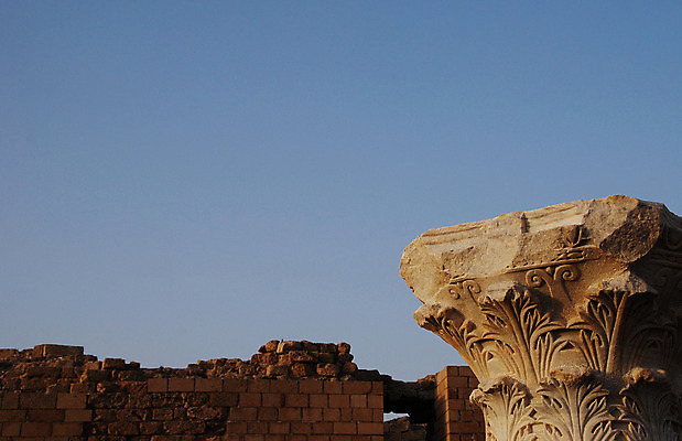 포토 JPG 해외이미지 아시아 종교 문화 벽 여행 건축양식 벽돌 거리 사람없음 건물 여행객 성경 골동품 바위 도시 예수 역사 중앙 신비 지중해 폐허 아치 과거 동쪽 로마인 옛날 이스라엘 파멸 해외202004 해외포토 건축물 건축 나라 바다 컨셉 종교용품 사람 인종 돌_바위 신_종교 방향 서아시아 파일형식 소멸 이미지허브