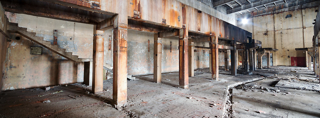 포토 JPG 해외이미지 산업 벽 백그라운드 건축양식 창문 공장 유리 벽돌 직장 사람없음 내부 건물 빛 금속 검은색 어둠 수확 도시 폐기물 위험 버리기 창고 복고 먼지 낭비 구식 그런지 깨짐 방치 썩음 옛날 철강 파멸 해외202004 해외포토 건축물 건축 컬러 컨셉 농업 회사 공업 모션 재질 쓰레기 파일형식 소멸 이미지허브