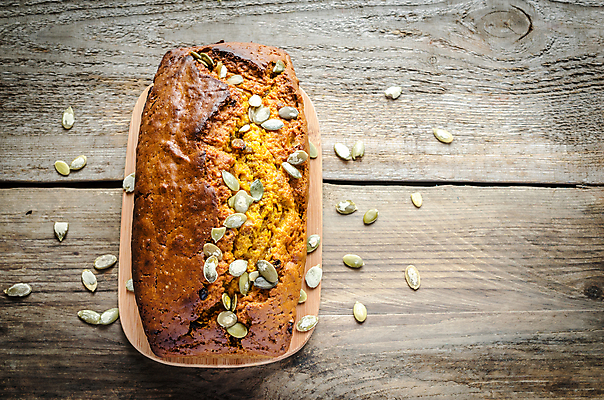 포토 JPG 해외이미지 전통 계절 음식 조각 오렌지 탁자 호박 파슬리 건강 씨앗 사람없음 목재 갈색 검은색 어둠 껍질 가을 흰색 시골 신선 칼 달콤 자르기 굽기 덩어리 점심식사 번 페스츄리 핸드메이드 해외202004 해외포토 나무 식물 빵 컬러 가구 채소 과일 재료 모션 식사 맛 구이 파일형식 이미지허브