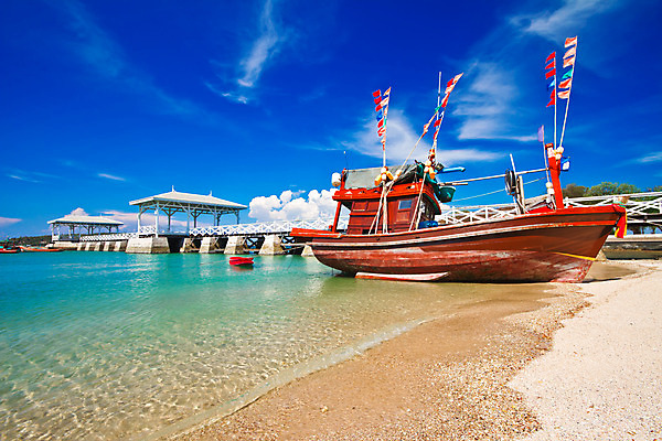 포토 JPG 해외이미지 구름 아시아 파도 바다 섬 여행 건축양식 태국 자연 하늘 낚시 휴가 어류 풍경 사람없음 야외 목재 물 여름 여행객 평화 항구 궁전 젖음 흰색 만 보트 함선 낚시꾼 지역 해외202004 해외포토 자연요소 나무 계절 건축 나라 컬러 컨셉 고건축 배_교통 재료 교통시설 레저 사람 수중동물 생태계 파일형식 이미지허브
