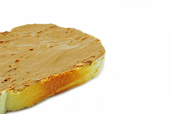 포토 JPG 해외이미지 어린이 음식 빵 조각 다이어트 디저트 건강 요리 사람없음 갈색 노란색 초콜릿 식사 견과류 흰색 달콤 맛 설탕 크림 싱글 토스트 칼로리 버터 코코아 고립 개암 해외202004 해외포토 열매 음료 컬러 컨셉 사람 파일형식 이미지허브