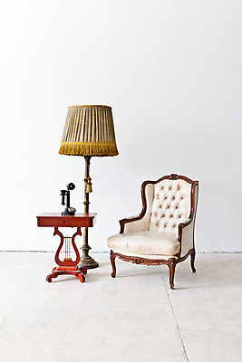 포토 JPG 해외이미지 모양 라이프스타일 디자인 옷 가구 백그라운드 의자 일러스트 손잡이 앉기 사람없음 장식 초록색 파란색 스마트폰 소파 유행 우주 수확 골동품 덮개 클래식 고급 우아함 은색 가죽 전화기 질감 복고 안락의자 목각 내추럴 옛날 진짜 터키석 스타일 해외202004 해외포토 컬러 생활용품 컨셉 농업 모션 생활 핸드폰 스마트기기 뚜껑 보석 파일형식 이미지허브