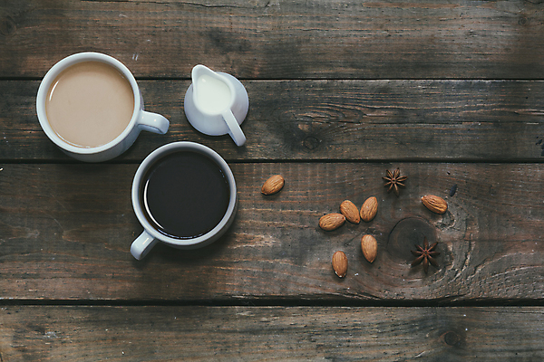 포토 JPG 해외이미지 계절 별 커피 음료 음식 백그라운드 크리스마스 겨울 유리 탁자 휴가 디저트 새로움 콩 사람없음 장식 컵 갈색 식당 초콜릿 어둠 침묵 거품 카페 우유 흰색 신선 뜨거움 막대기 닫기 달콤 향신료 아로마 카푸치노 에스프레소 떨림 고립 시나몬 카페인 캐러멜 해외202004 해외포토 자연요소 식기 기념일 컬러 가구 컨셉 모션 재질 유제품 곡류 상점 소리 맛 향미료 파일형식 이미지허브