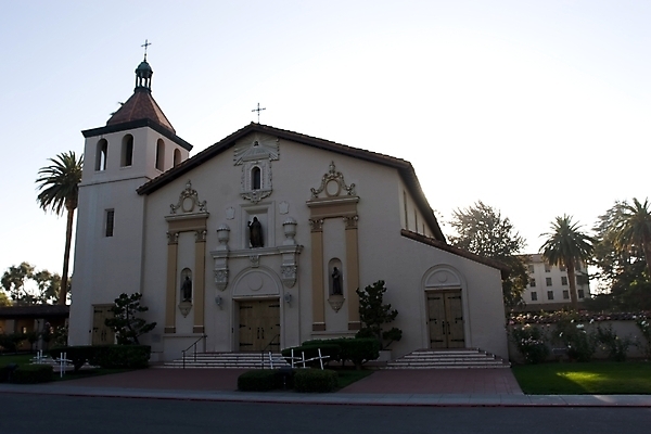포토 JPG 해외이미지 건축양식 사람없음 건물 교회 도시 대학교 캘리포니아 식민지 해외202004 해외포토 건축물 건축 학교 종교건축 미국 파일형식 이미지허브