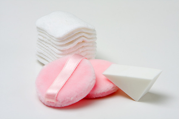 포토 JPG 해외이미지 분홍색 쿠션 장신구 사람없음 유행 화장품 흰색 면 스펀지 패드 고립 공급 해외202004 해외포토 컬러 뷰티 파일형식 이미지허브