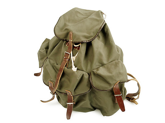 포토 JPG 해외이미지 밧줄 여행 가방 배낭 휴가 사람없음 초록색 갈색 금속 장비 탐험 수확 짐 흰색 시골 주머니 컨테이너 가죽 삼베 가득함 오브젝트 싱글 군용 사냥 캔버스 적재 짐싸기 고립 수하물 스트랩 중고 해외202004 해외포토 잡화 산업 줄 컬러 농업 재질 군대 파일형식 천_직물 이미지허브