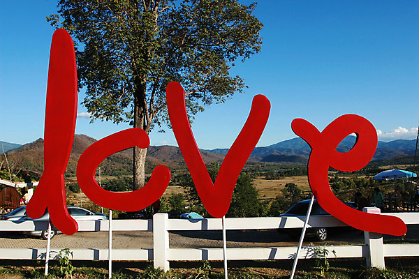 포토 JPG 해외이미지 디자인 백그라운드 컨셉 텍스트 태국 발렌타인데이 사랑 사람없음 그래픽 장식 빨간색 단어 컬러풀 하트 심볼 사인 해외202004 해외포토 모양 문자 감정 아시아 컬러 데이이벤트 파일형식 이미지허브