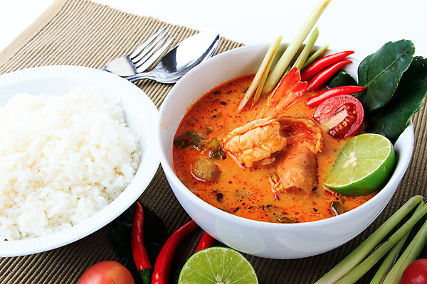 포토 JPG 해외이미지 전통 문화 음식 잎 태국 고추 밥 휴가 새우 건강 요리 동양인 사람없음 빨간색 식사 저녁식사 버섯 뜨거움 맛 수프 레몬 해산물 매움 반죽 라임 코코넛 레시피 칼로리 점심식사 메인요리 인기 입가심 전국 해외202004 해외포토 식물 아시아 컬러 컨셉 채소 과일 갑각류 인종 파일형식 이미지허브