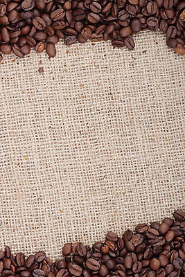 포토 JPG 해외이미지 커피 음료 음식 백그라운드 패턴 재료 아침 콩 프레임 건조 씨앗 사람없음 농작물 갈색 초콜릿 검은색 어둠 카페 에너지 머그컵 마시기 직물 신선 뜨거움 액체 그룹 맛 낟알 자르기 굽기 상쾌 향기 아로마 카푸치노 에스프레소 직사각형 흙더미 고립 라떼 모카 아라비카 카페인 무알코올 해외202004 해외포토 주간 도형 식물 감정 컬러 컨셉 무늬 농업 모션 디저트 곡류 컵 상점 흙 구이 냄새 파일형식 더미 이미지허브