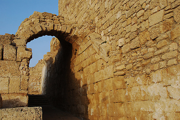 포토 JPG 해외이미지 아시아 종교 문화 벽 여행 건축양식 벽돌 거리 사람없음 건물 여행객 성경 골동품 바위 도시 예수 역사 중앙 신비 지중해 폐허 아치 과거 동쪽 로마인 옛날 이스라엘 파멸 해외202004 해외포토 건축물 건축 나라 바다 컨셉 종교용품 사람 인종 돌_바위 신_종교 방향 서아시아 파일형식 소멸 이미지허브
