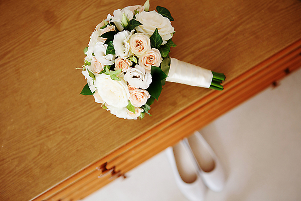 포토 JPG 해외이미지 디자인 드레스 옷 여자 꽃 분홍색 꽃다발 결혼 백그라운드 신발 오렌지 결혼식 실내 사람없음 목재 장식 교회 흰색 축하 우아함 책상 준비 라벤더 스타일 해외202004 해외포토 나무 식물 컬러 가구 컨셉 과일 재료 종교건축 사람 이벤트 내부 건물 허브 파일형식 이미지허브