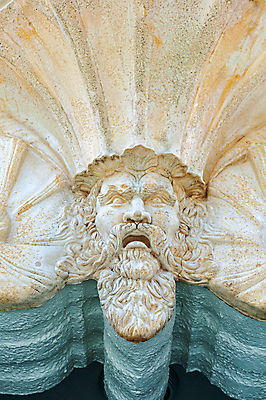 포토 JPG 해외이미지 디자인 외관 문화 얼굴 조각 여행 북아메리카 건축양식 수염 미술 사람없음 야외 건물 미국 도시 중세 역사 타운 마이애미 바이킹 솜씨 옛날 플로리다 해외202004 해외포토 건축물 건축 문화예술 아메리카 신체부위 파일형식 이미지허브