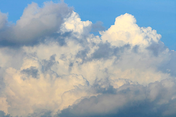 포토 JPG 해외이미지 구름 오렌지 자연 하늘 따뜻함 사람없음 파란색 빛 태양 평화 어둠 황혼 일몰 슬픔 야간 저녁 질감 폭풍 천국 솜털 흐림 내추럴 폭풍우 해외202004 해외포토 자연요소 감정 컬러 컨셉 과일 날씨 노을 비_날씨 자연재해 생태계 파일형식 이미지허브