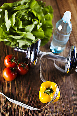 포토 JPG 해외이미지 모양 라이프스타일 음식 스포츠 백그라운드 컨셉 다이어트 채소 과일 근육 건강 사람없음 초록색 운동 반사 힘 장비 기차 신선 작업 몸무게 보디빌딩 먹기 날씬함 연습 측정 오브젝트 체육관 칼로리 건강식 분실 적자 해외202004 해외포토 육상교통 컬러 모션 대중교통 생활 헬스 몸매 파일형식 이미지허브