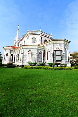 포토 JPG 해외이미지 나무 아시아 종교 십자가 건축양식 태국 하늘 동양인 사람없음 건물 파란색 교회 마을 탑 페인트 기도 역사 신성 천국 첨탑 고딕 보호구역 세기 숭배 옛날 해외202004 해외포토 식물 건축물 건축 나라 컬러 종교건축 모션 인종 구역 파일형식 이미지허브
