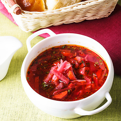 포토 JPG 해외이미지 전통 식기 문화 음식 빵 잎 채소 탁자 기술 파슬리 마늘 요리 인종 사람없음 빨간색 초록색 식당 숟가락 보라색 식사 저녁식사 뜨거움 액체 사발 수프 먹기 크림 상쾌 양배추 뭉치 점심식사 경단 러시아인 비트 우크라이나 채식주의자 해외202004 해외포토 서양인 식물 감정 유럽 컬러 가구 모션 수저 사람 상점 사기그릇 채식 파일형식 이미지허브