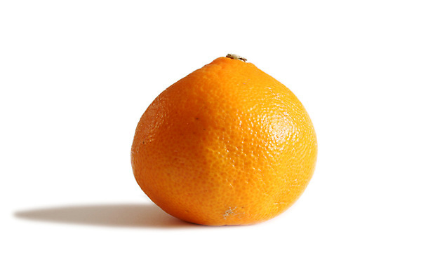 포토 JPG 해외이미지 음료 음식 다이어트 오렌지 과일 귤 그림자 사람없음 주스 흰색 신선 상쾌 건강식 고립 비타민C 해외202004 해외포토 감정 컬러 건강 비타민 파일형식 이미지허브