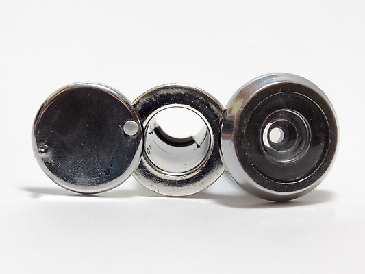 포토 JPG 해외이미지 백그라운드 컨셉 유리 아이디어 3 안전 사람없음 우주 금속 검은색 장비 뚜껑 흰색 기구 구멍 은색 플라스틱 감시 시스템 해외202004 해외포토 컬러 재질 파일형식 이미지허브