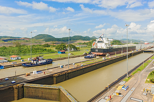 포토 JPG 해외이미지 건축물 여행 사람없음 물 수면 운하 태평양 물류 파나마 해외202004 해외포토 자연요소 건축 바다 남아메리카 파일형식 이미지허브