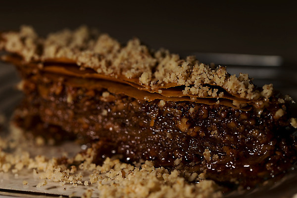 포토 JPG 해외이미지 음식 백그라운드 패턴 재료 중동 디저트 사람없음 견과류 닫기 달콤 지중해 그리스 호두 시럽 폭식 페스츄리 피스타치오 개암 바클라바 해외202004 해외포토 열매 유럽 나라 빵 바다 무늬 모션 맛 파일형식 이미지허브