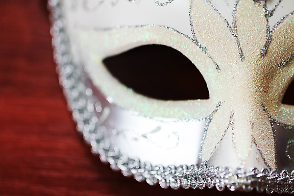 포토 JPG 해외이미지 전통 얼굴 백그라운드 컨셉 휴가 새로움 가면 사람없음 장식 파란색 컬러풀 노란색 파티 유행 보라색 검은색 축제 이탈리아 공연 할로윈 무대 흰색 축하 화려 황금 고급 우아함 신비 극장 오브젝트 베네치아 공상 변장 연극 가면무도회 고립 오페라 해외202004 해외포토 유럽 컬러 문화예술 이벤트 신체부위 무도회 파일형식 이미지허브